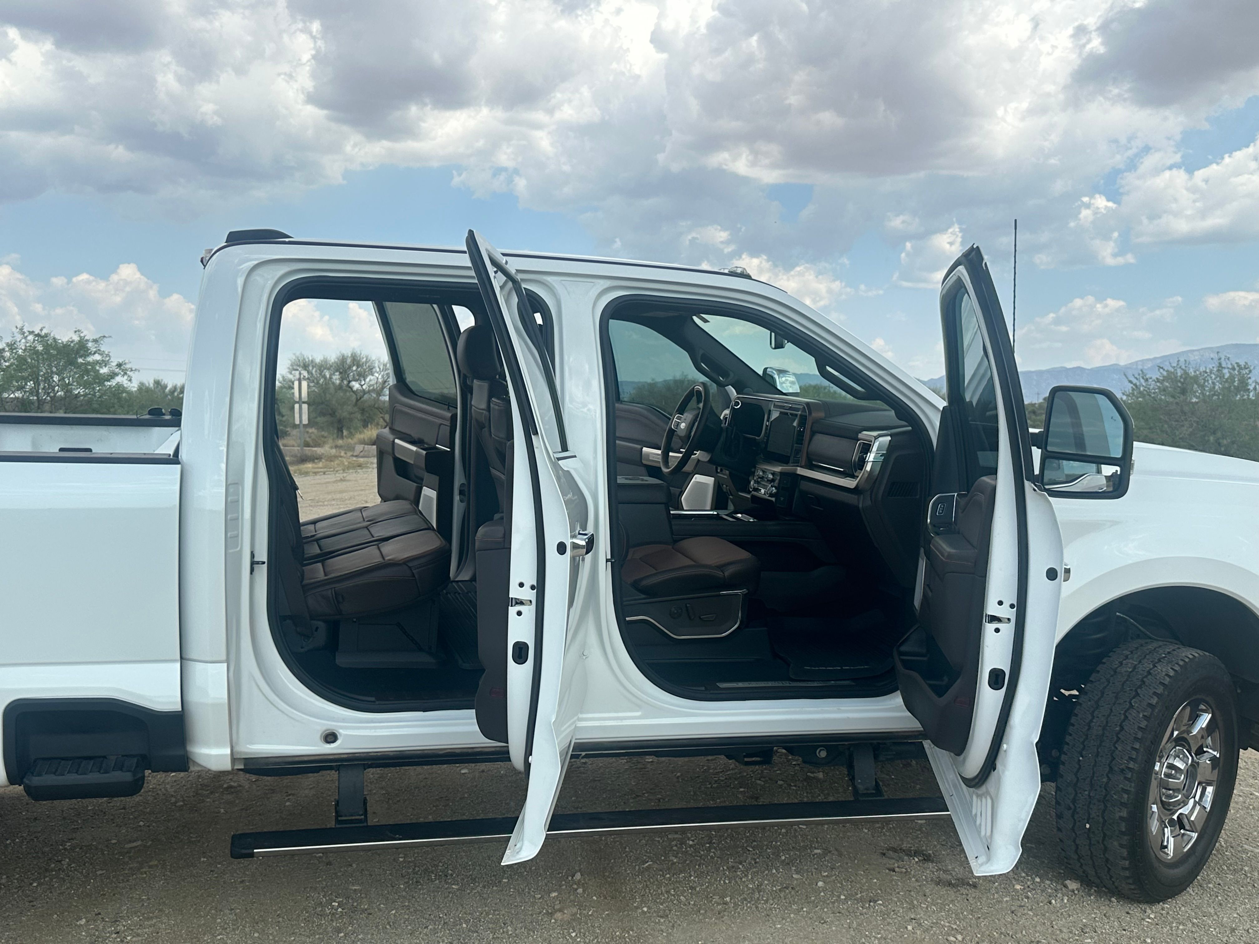 Used 2025 Ford F350 King Ranch w/ Chrome Package AWD/4WD image 11