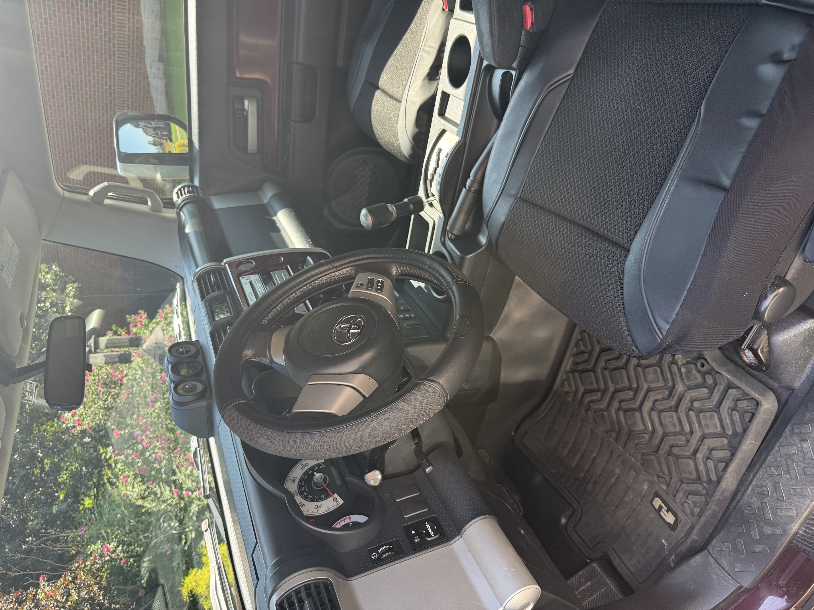 Used 2007 Toyota FJ Cruiser 2WD image 16