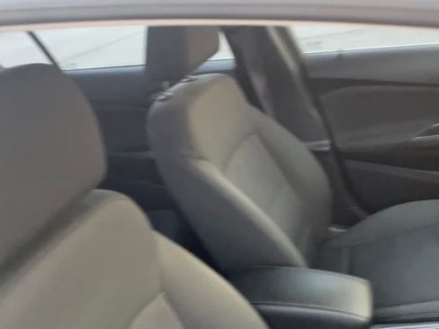 Used 2017 Chevrolet Cruze LT w/ Convenience Package image 10