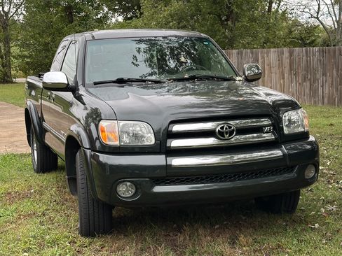 Used 2005 Toyota Tundra SR5 image 1