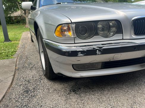 Used 2001 BMW 740i image 17