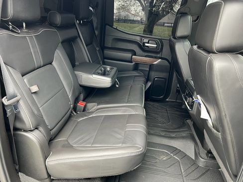 Used 2021 Chevrolet Silverado 1500 High Country w/ Technology Package AWD/4WD image 13