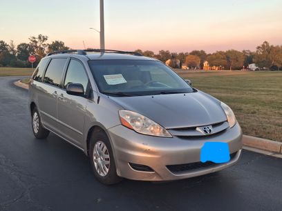 Used 2009 Toyota Sienna LE