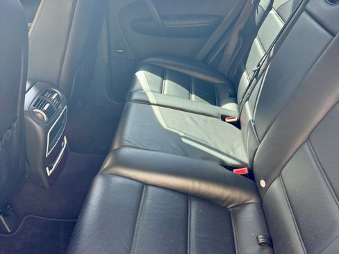Used 2009 Porsche Cayenne Turbo S AWD/4WD image 6