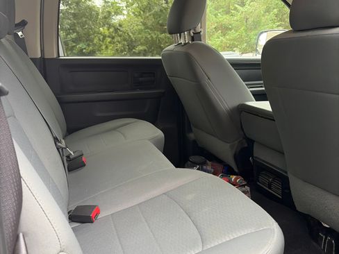 Used 2016 RAM 2500 Tradesman w/ Chrome Appearance Group AWD/4WD image 4