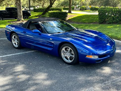 Used 2003 Chevrolet Corvette Convertible w/ Preferred Equipment Group1 image 2