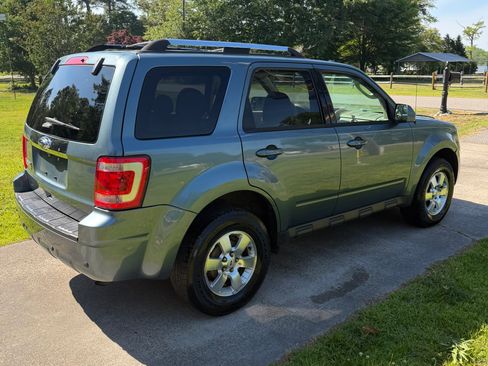Used 2012 Ford Escape Limited FWD image 2