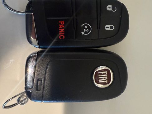 Used 2018 FIAT 500X Trekking image 27