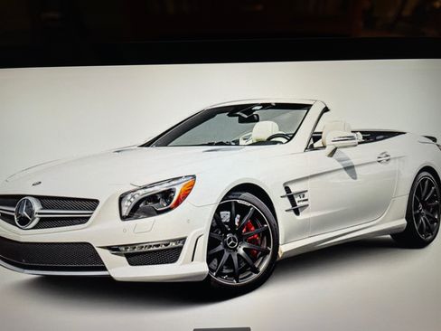 Used 2013 Mercedes-Benz SL 63 AMG image 15