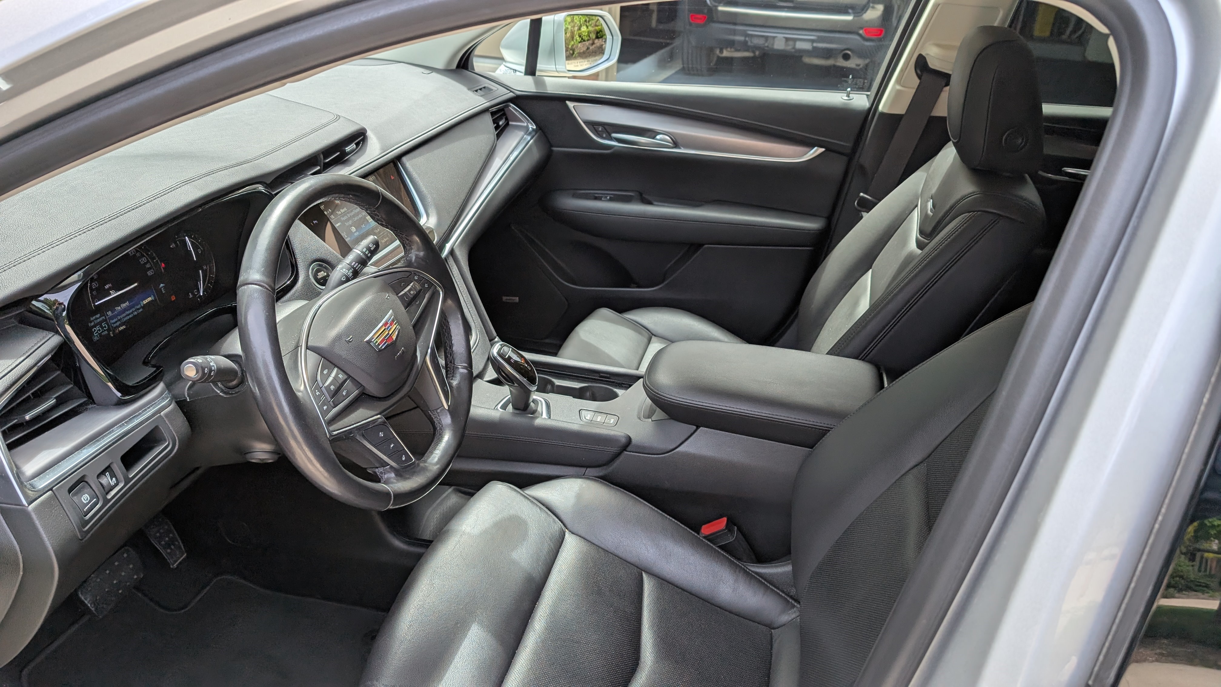 Used 2019 Cadillac XT5 Premium Luxury AWD/4WD image 8