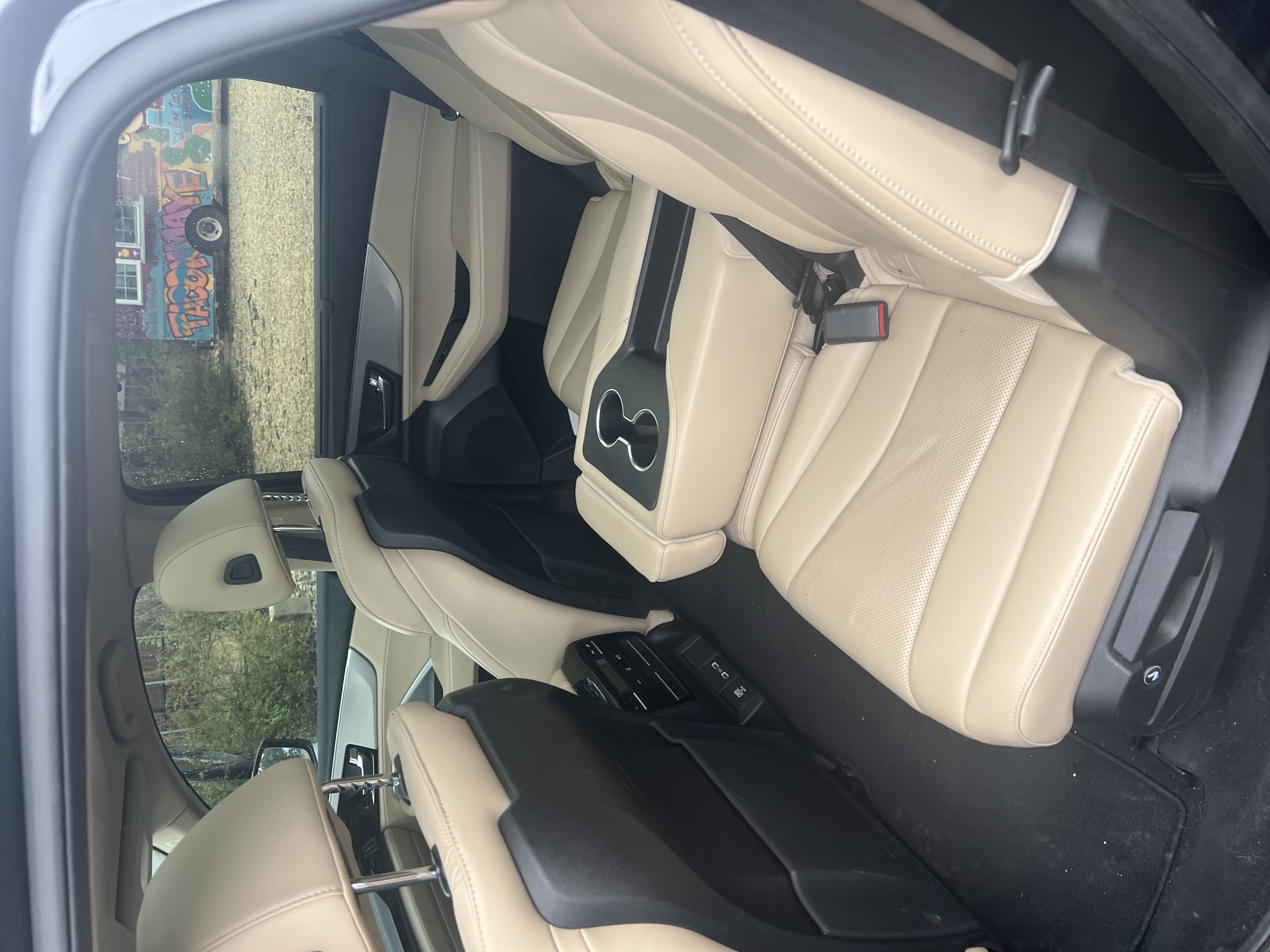 Used 2022 Acura MDX w/ Technology Package FWD image 9