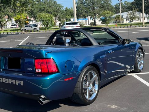 Used 2004 Ford Mustang Cobra RWD image 11