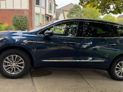 Used 2022 Buick Enclave Essence w/ Trailering Package, 5000 lbs.