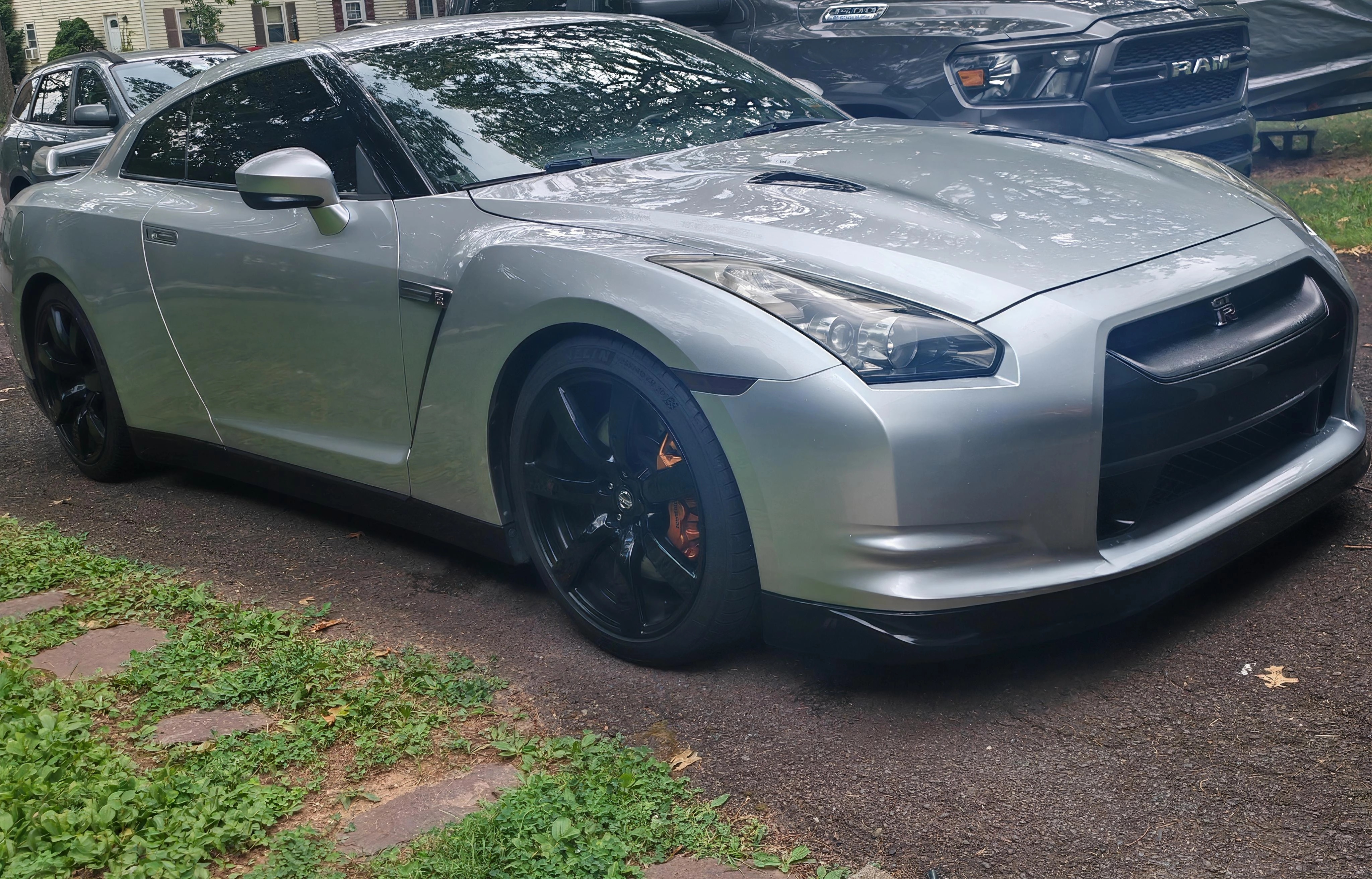 Used 2010 Nissan GT-R Premium AWD/4WD image 11