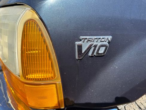 Used 1999 Ford F250 2WD SuperCab Super Duty image 6