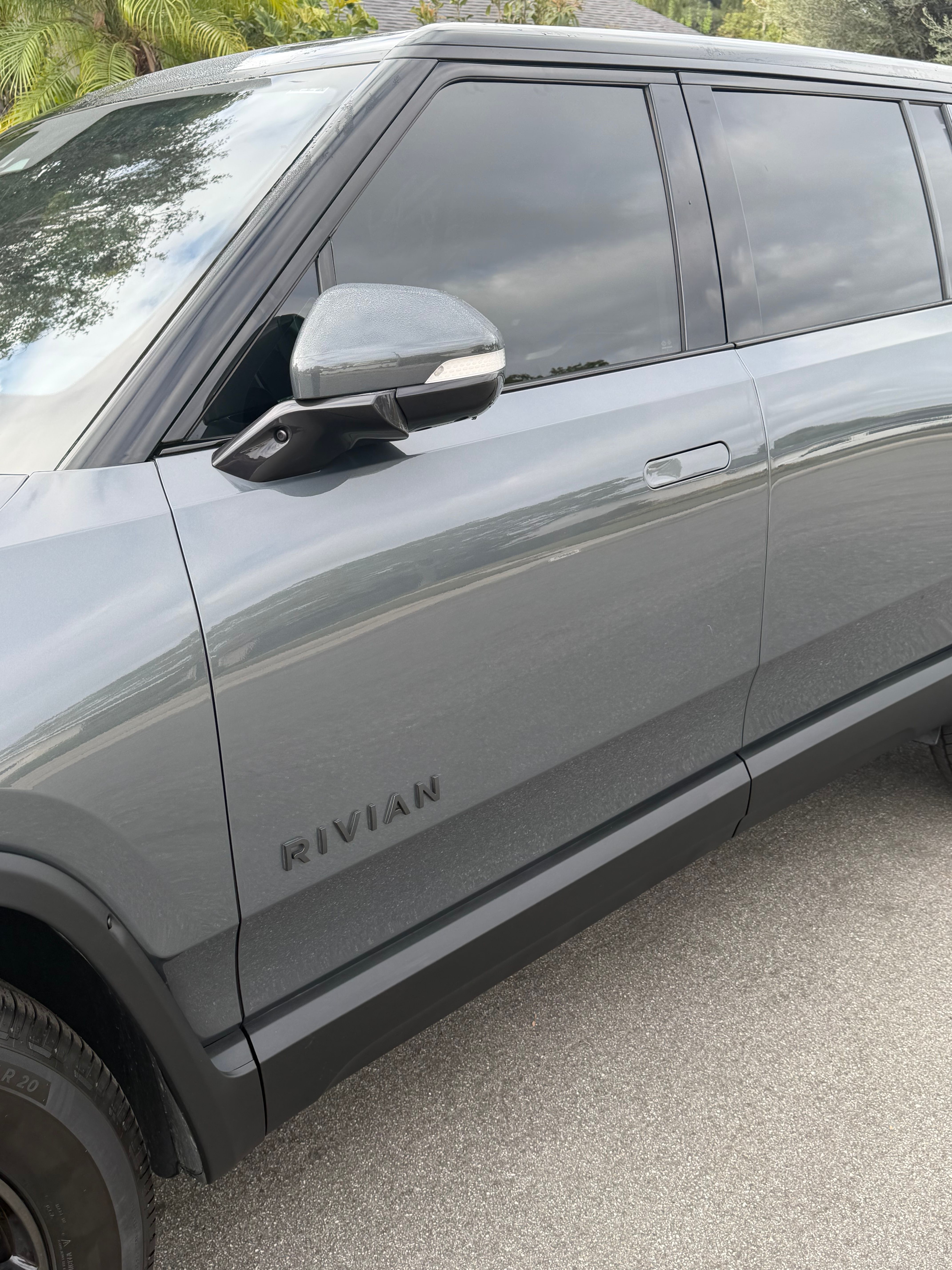 Used 2023 Rivian R1S Adventure Quad AWD/4WD image 27