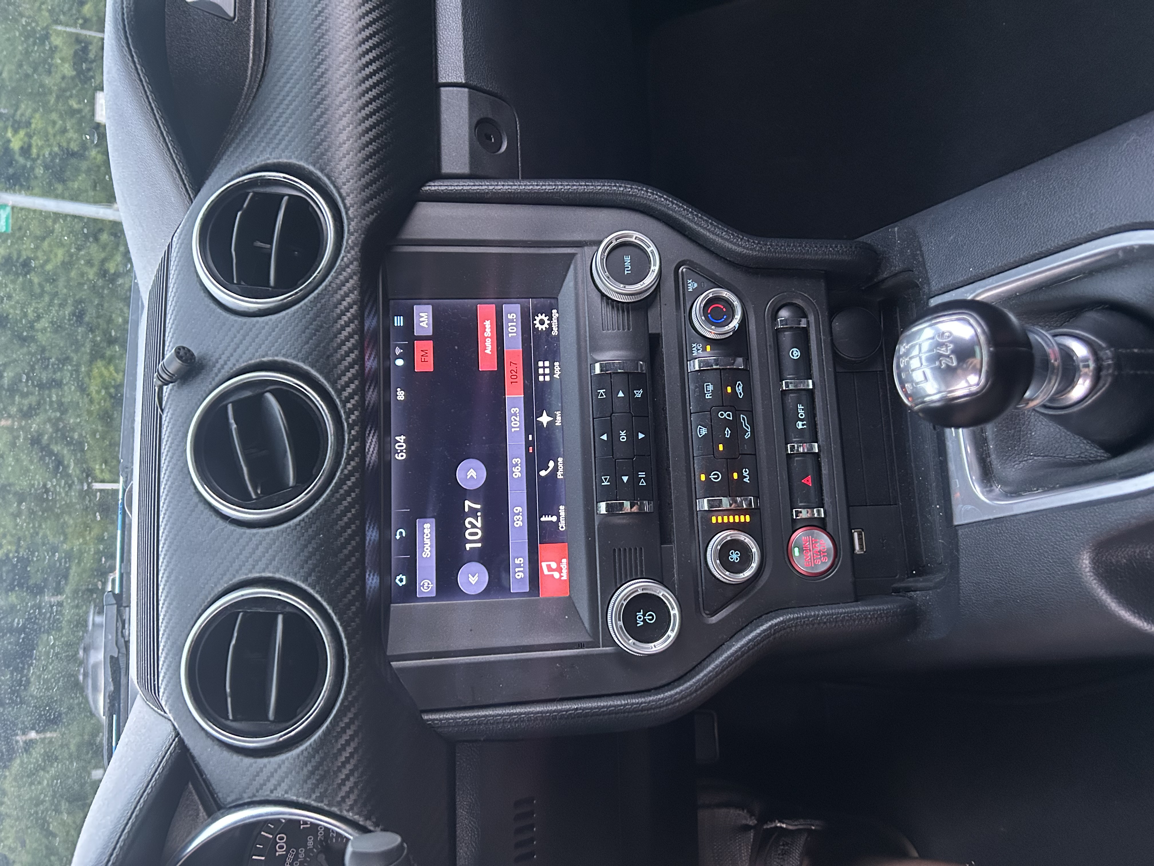Used 2022 Ford Mustang GT RWD image 25