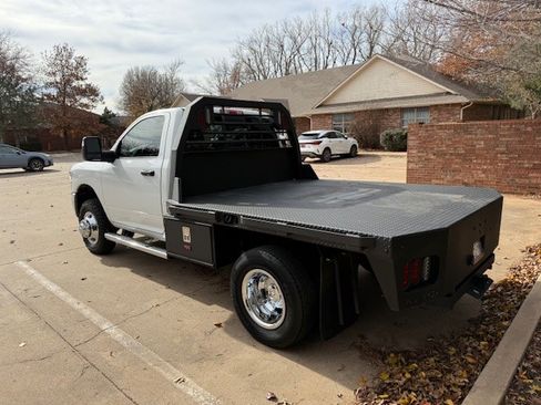 Used 2024 RAM 3500 Tradesman w/ Chrome Appearance Group image 8