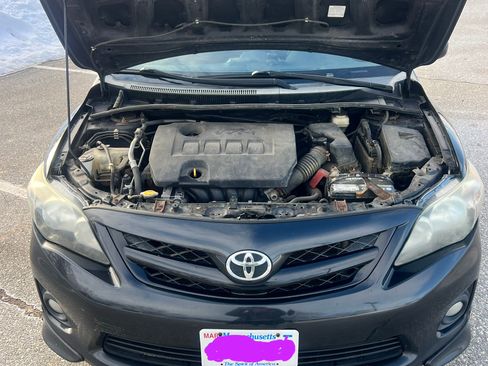 Used 2012 Toyota Corolla S image 39