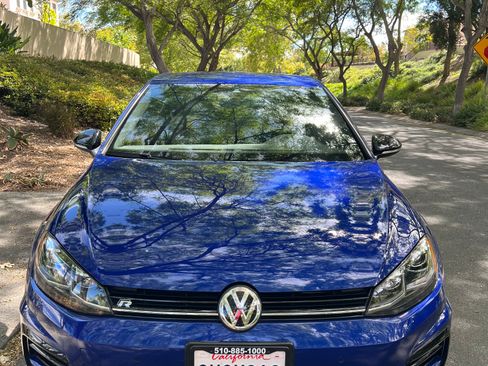 Used 2019 Volkswagen Golf R 4-Door AWD/4WD image 4