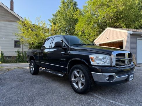 Used 2008 Dodge Ram 1500 Truck SLT image 1