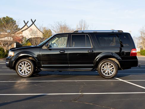Used 2016 Ford Expedition EL Limited image 18
