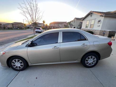 Used 2009 Toyota Corolla image 1