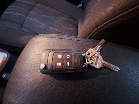 Used 2014 Chevrolet Sonic LT image 15