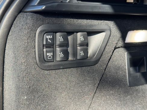 Used 2022 BMW ALPINA XB7 image 20