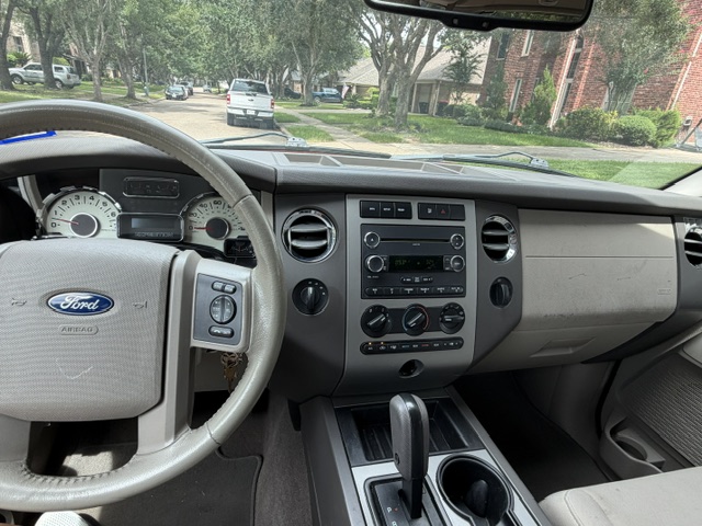 Used 2012 Ford Expedition EL XLT AWD/4WD image 12