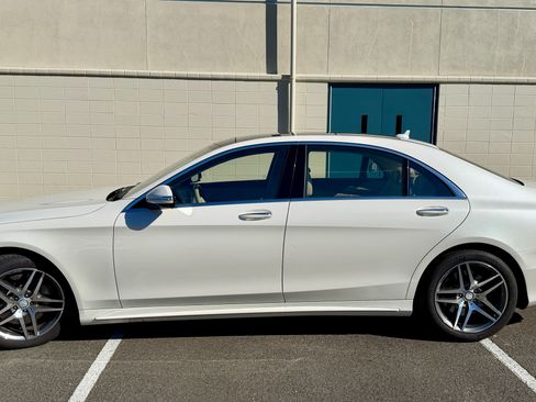 Used 2014 Mercedes-Benz S 550 Sedan image 2
