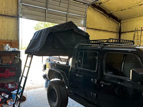 Used 2020 Jeep Gladiator Rubicon image 30