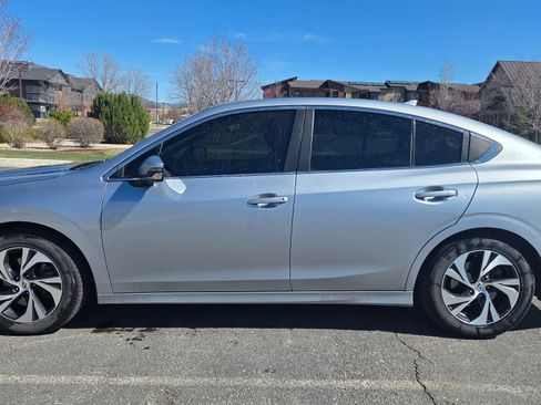 Used 2022 Subaru Legacy Premium image 4