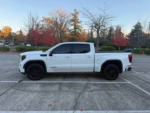 Used 2022 GMC Sierra 1500 Elevation image 5