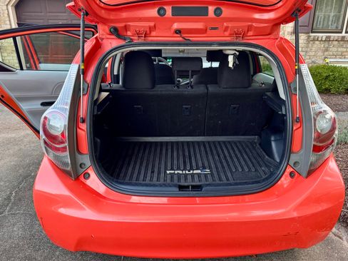 Used 2012 Toyota Prius C Two FWD image 10