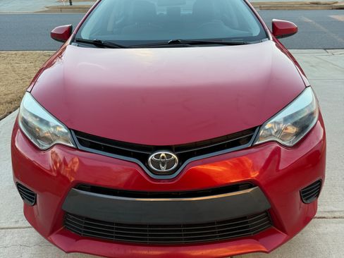 Used 2016 Toyota Corolla LE image 2