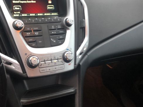 Used 2016 GMC Terrain SLT w/ Open Road Package image 8