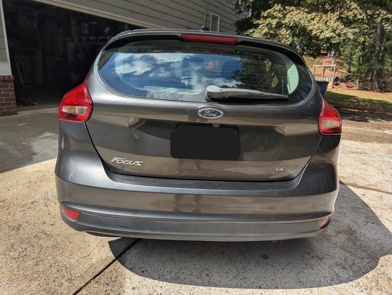 Used 2018 Ford Focus SE FWD image 5