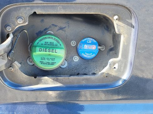 Used 2016 Ford F350 Lariat w/ Lariat Interior Package image 12