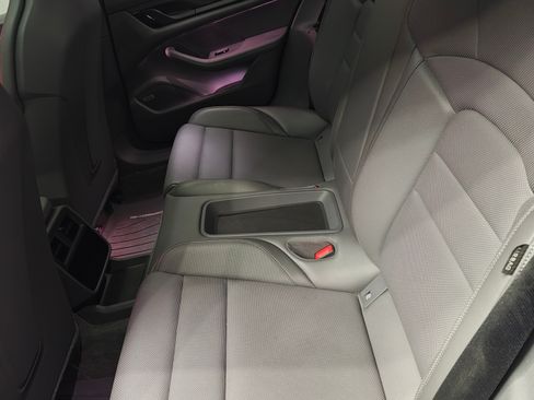 Used 2020 Porsche Taycan 4S image 15