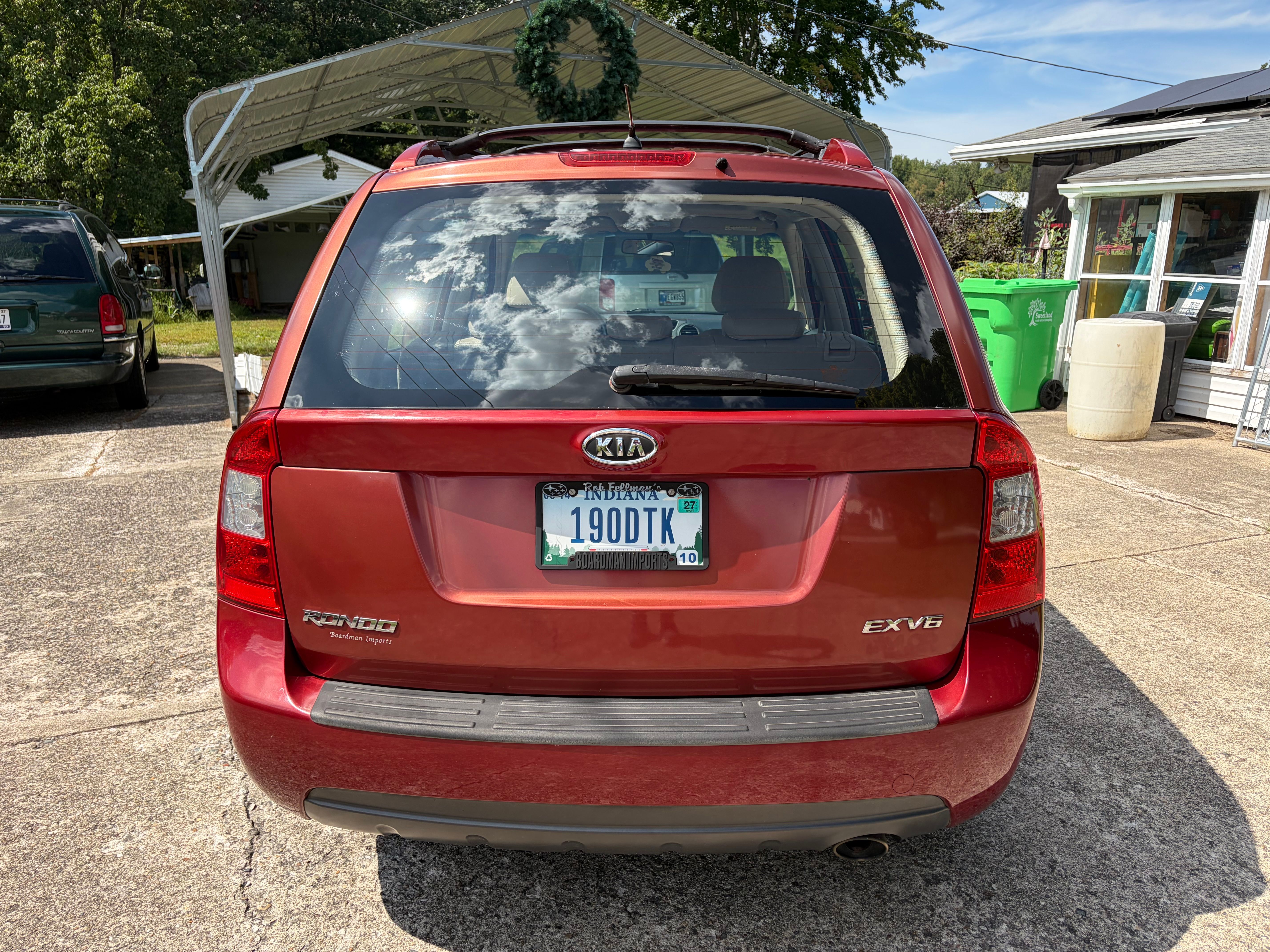 Used 2007 Kia Rondo EX w/ Premium Pkg FWD image 2