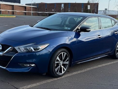 Used 2018 Nissan Maxima 3.5 SV image 1