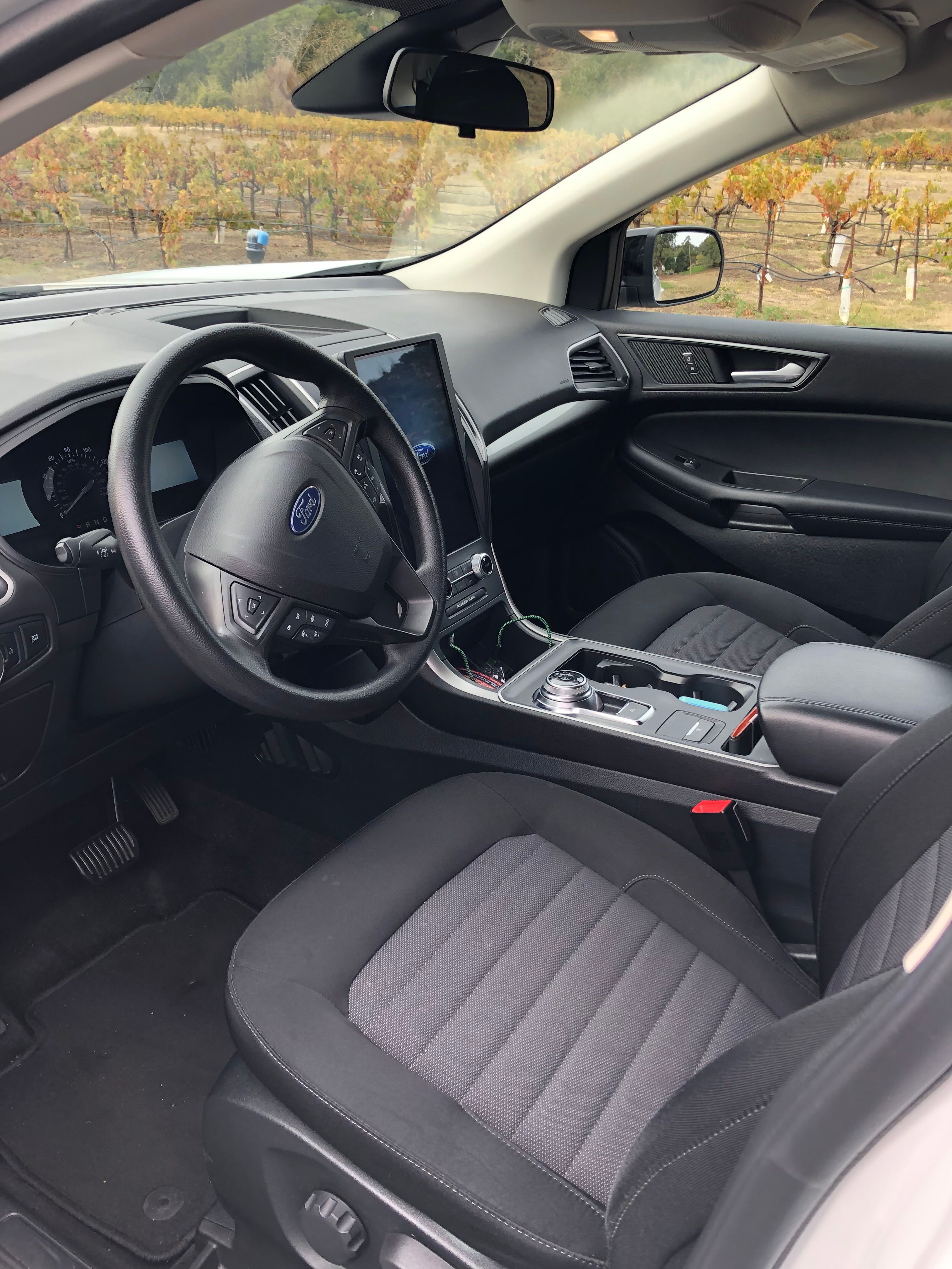Used 2022 Ford Edge SE w/ Black Appearance Package AWD/4WD image 9