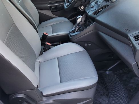 Used 2017 Ford Transit Connect XL image 13