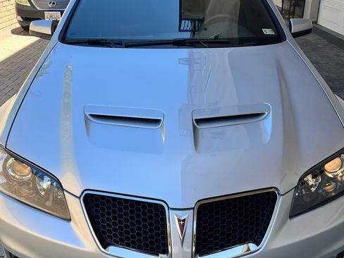 Used 2009 Pontiac G8 GXP image 2