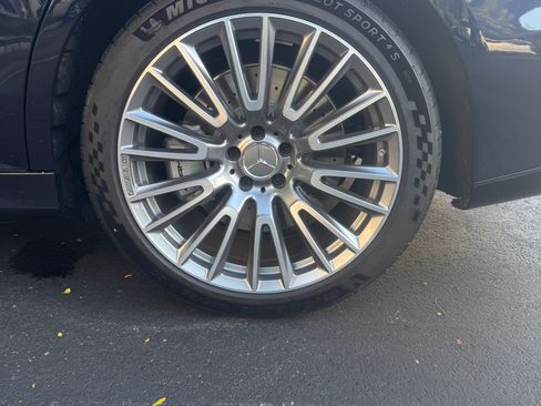 Used 2025 Mercedes-Benz E 53 AMG e 4MATIC Sedan image 12