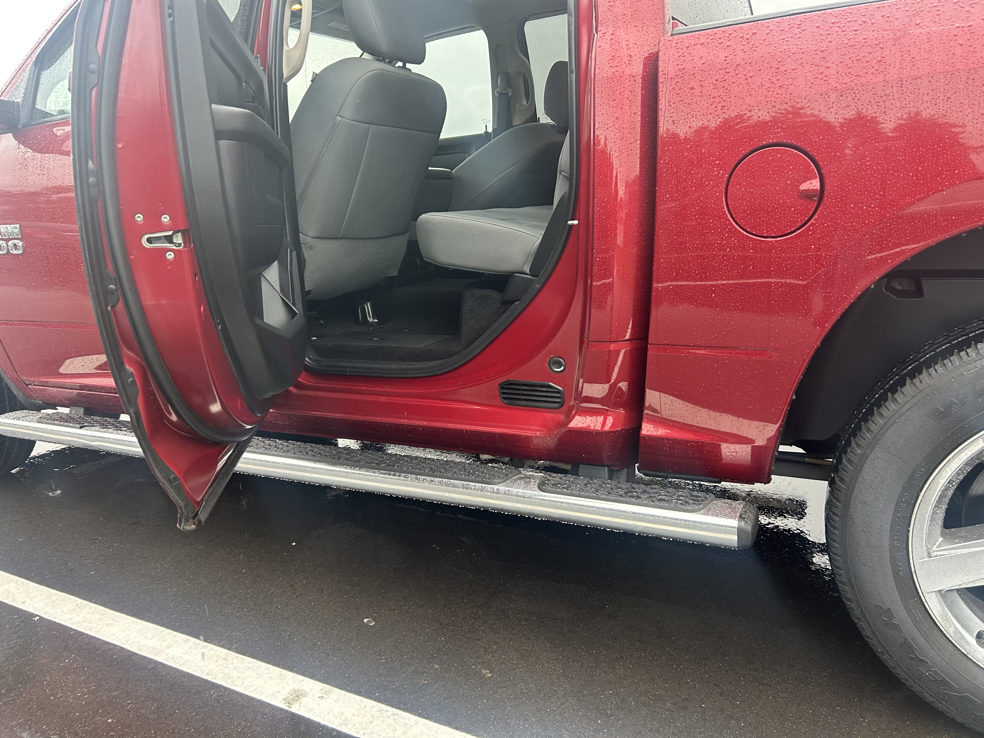 Used 2014 RAM 1500 Express w/ Ram Charger Package AWD/4WD image 9
