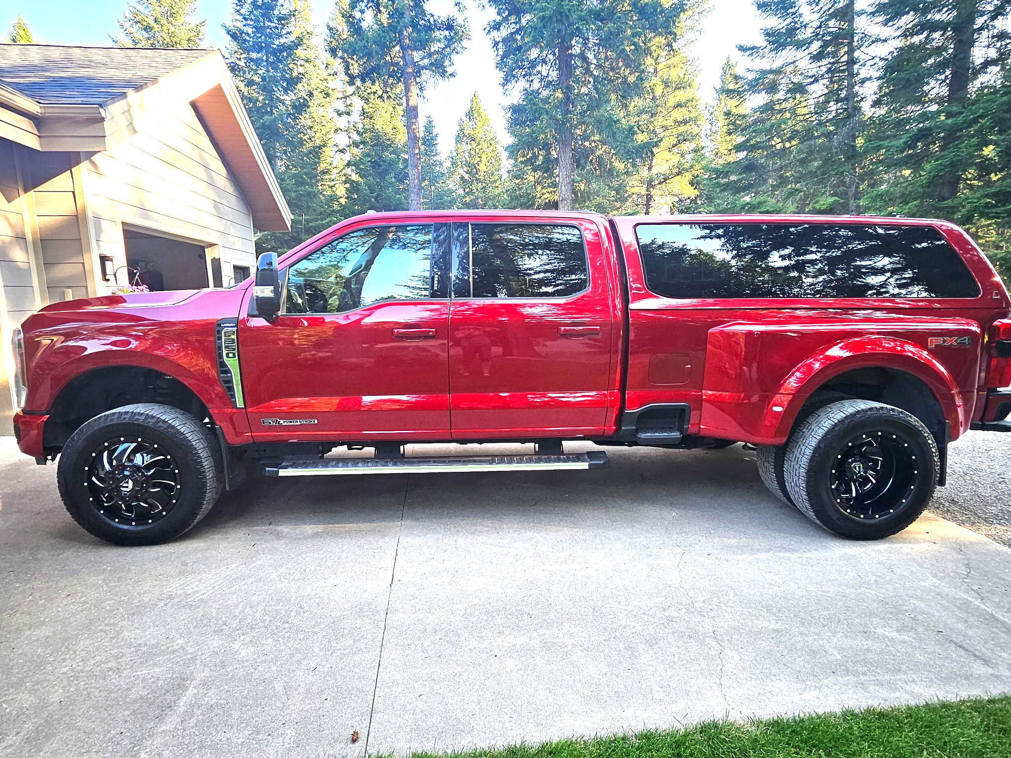 Used 2024 Ford F350 Lariat AWD/4WD image 1