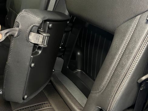 Used 2024 Chevrolet Silverado 3500 High Country w/ High Country Premium Package image 13