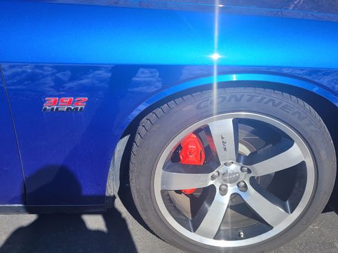 Used 2012 Dodge Challenger SRT8 w/ Premium Sound Group image 9